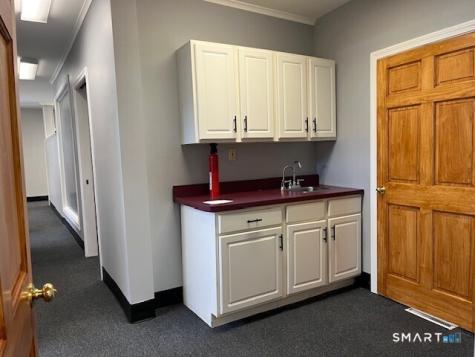 1948 Chapel Street New Haven CT 06515