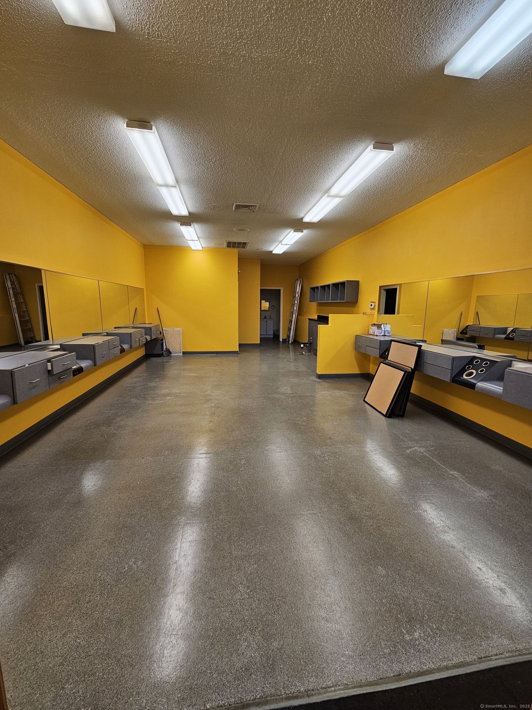 2 North Road East Windsor CT 06088