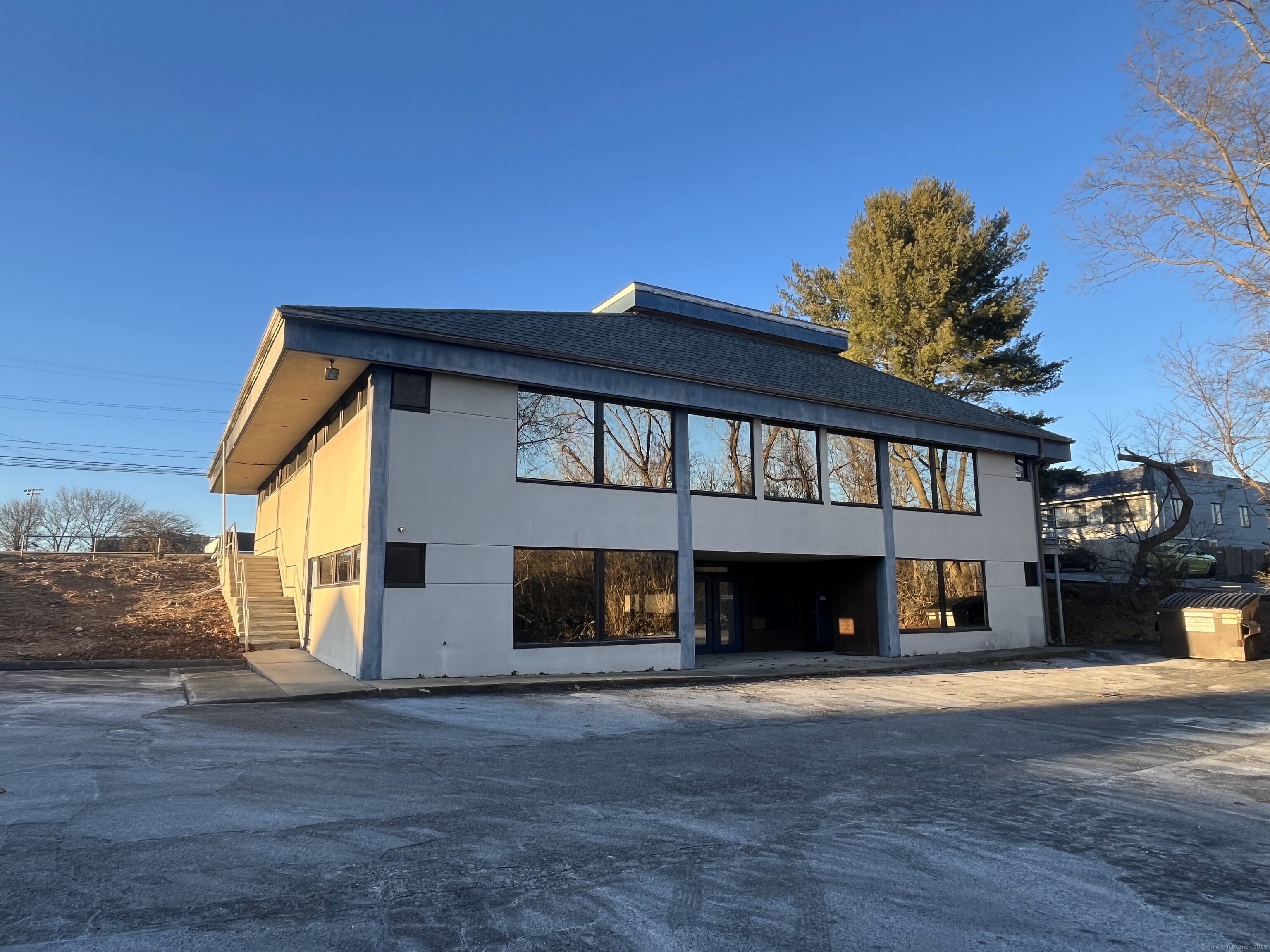 370 Boston Post Road Orange CT 06477