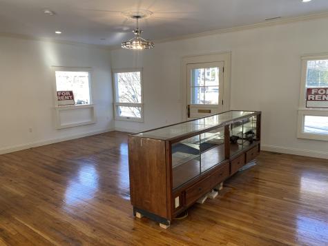 108 Main Street Essex CT 06442