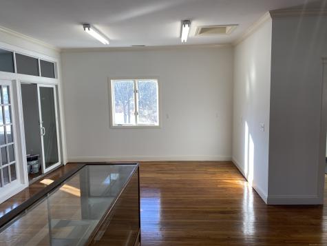 108 Main Street Essex CT 06442