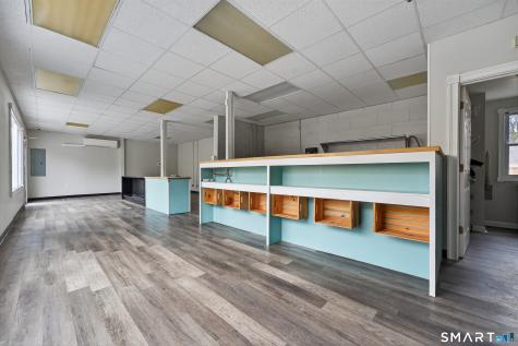 6 Lower Boulevard New London CT 06320