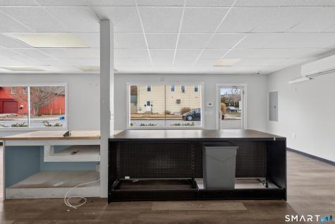 6 Lower Boulevard New London CT 06320