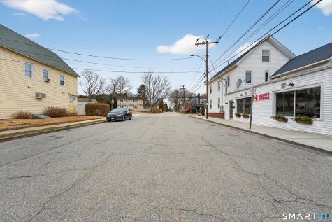 6 Lower Boulevard New London CT 06320