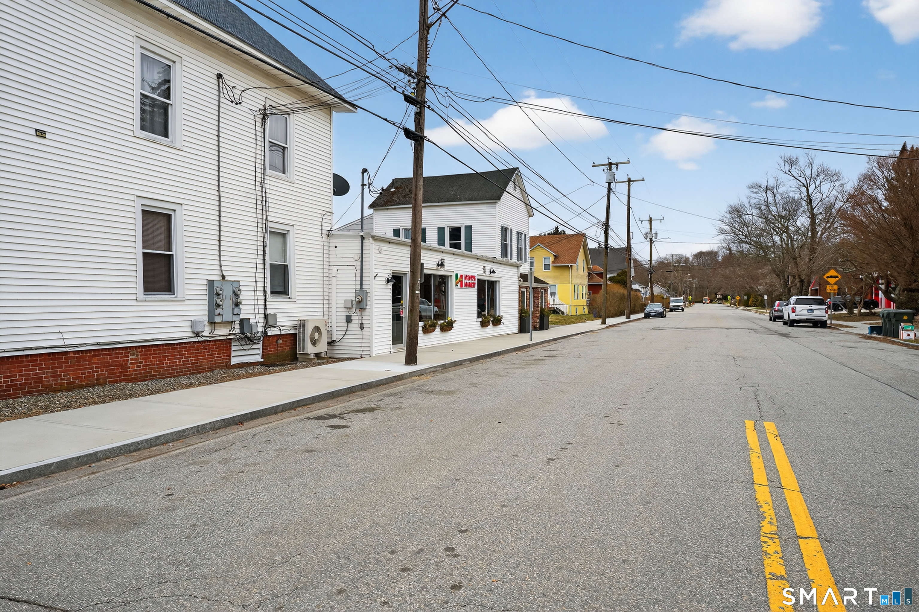 6 Lower Boulevard New London CT 06320