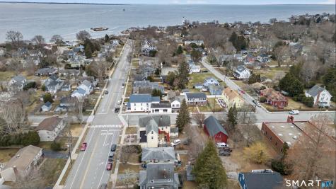 6 Lower Boulevard New London CT 06320