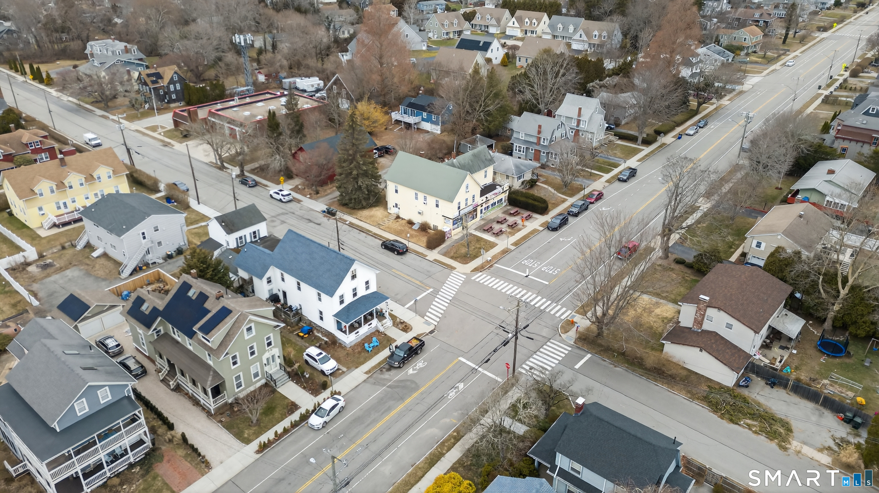 6 Lower Boulevard New London CT 06320