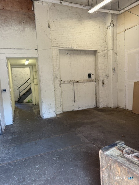 33 Hull Street Shelton CT 06484