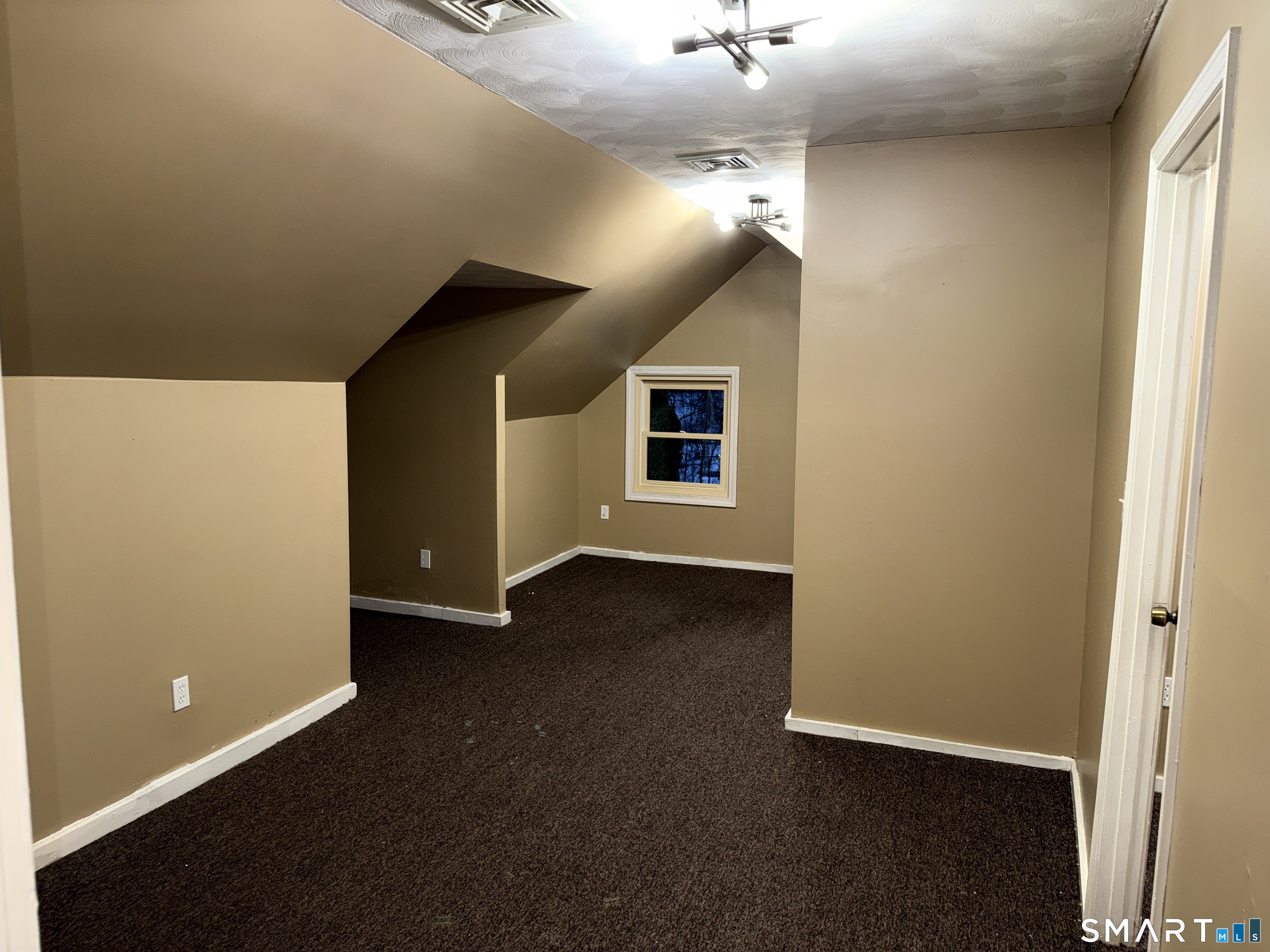 198 Wethersfield Avenue Hartford CT 06114