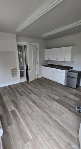 1469 Thomaston Avenue Waterbury CT 06704