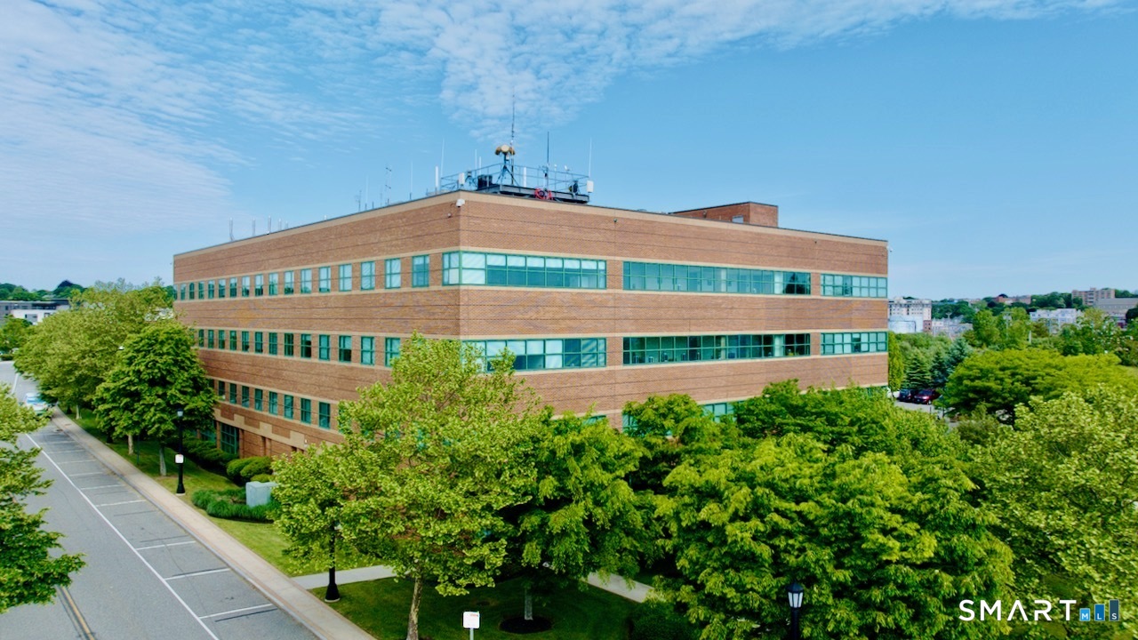 1 Chelsea Street New London CT 06320
