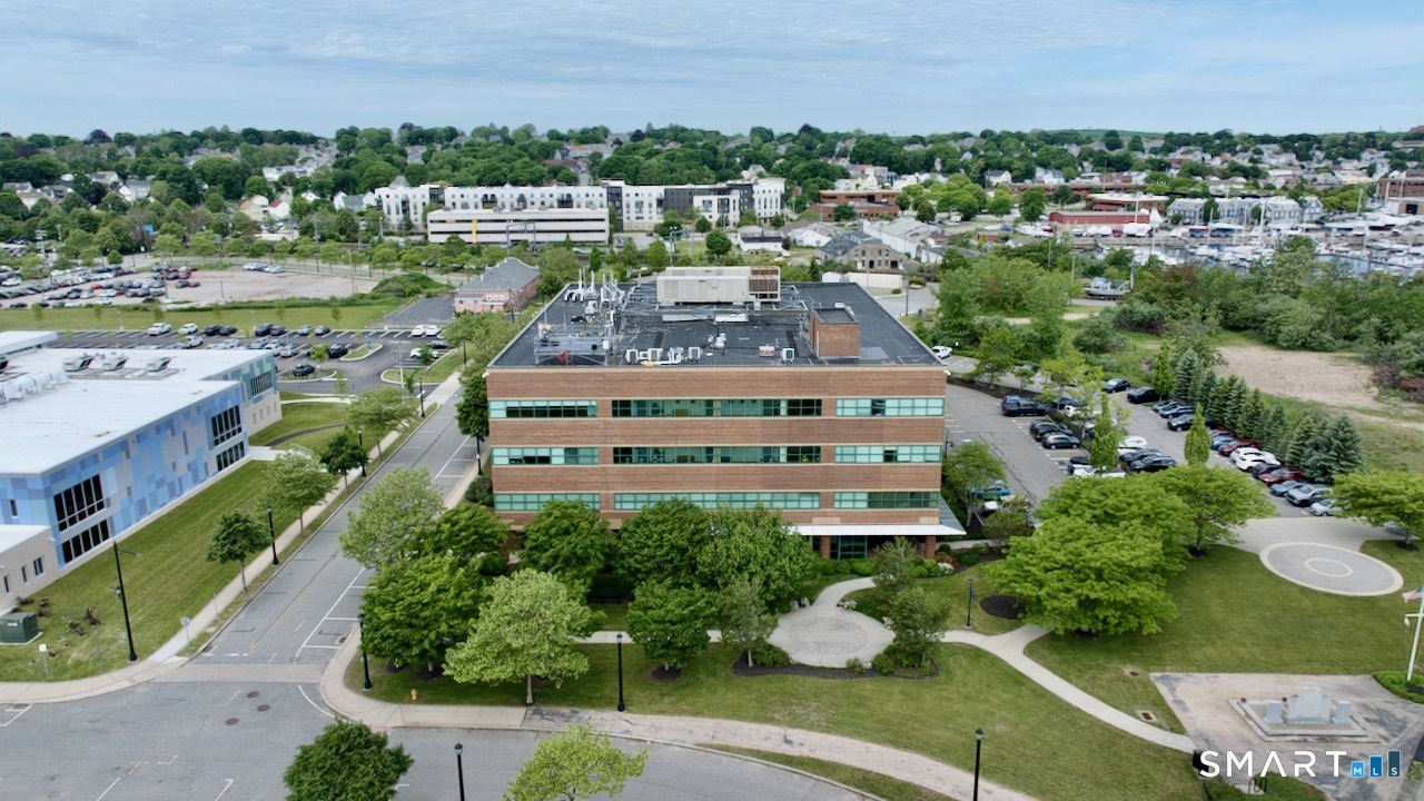 1 Chelsea Street New London CT 06320