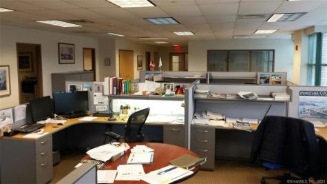 1 Chelsea Street New London CT 06320