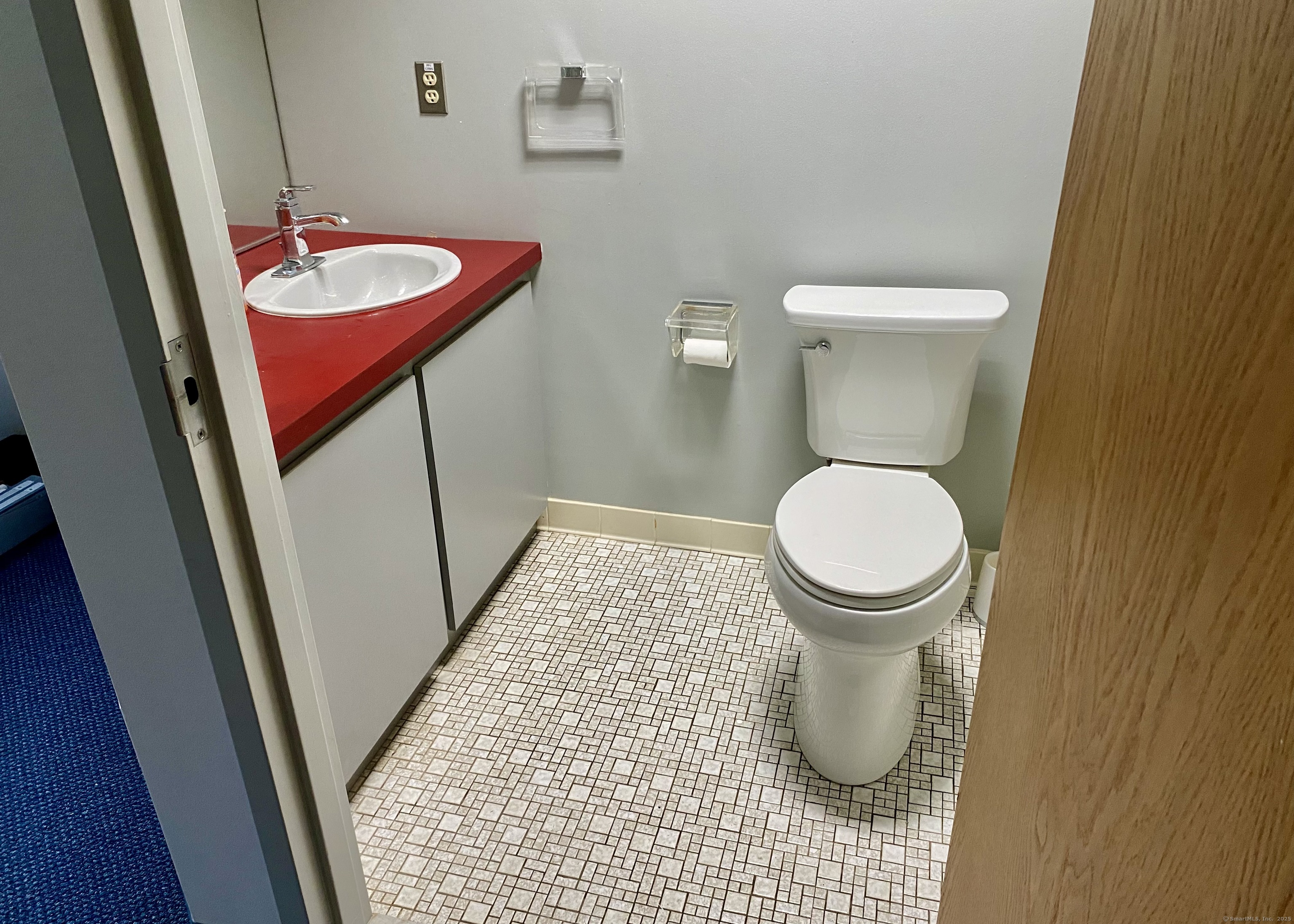 15 Wisconsin Avenue Norwich CT 06360