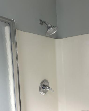 15 Wisconsin Avenue Norwich CT 06360