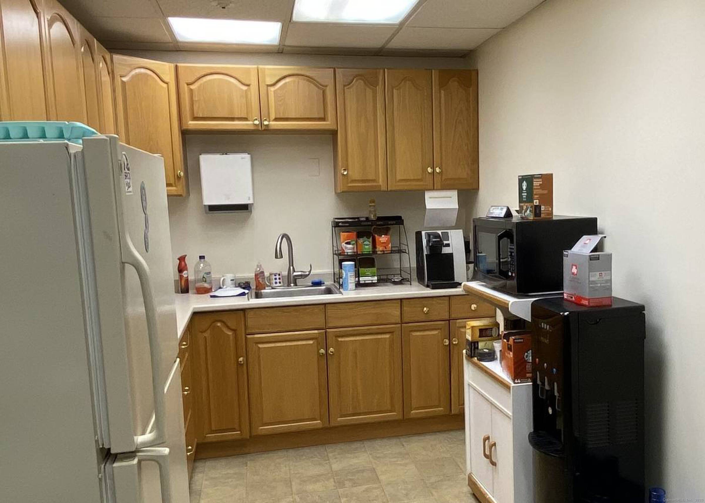 15 Wisconsin Avenue Norwich CT 06360