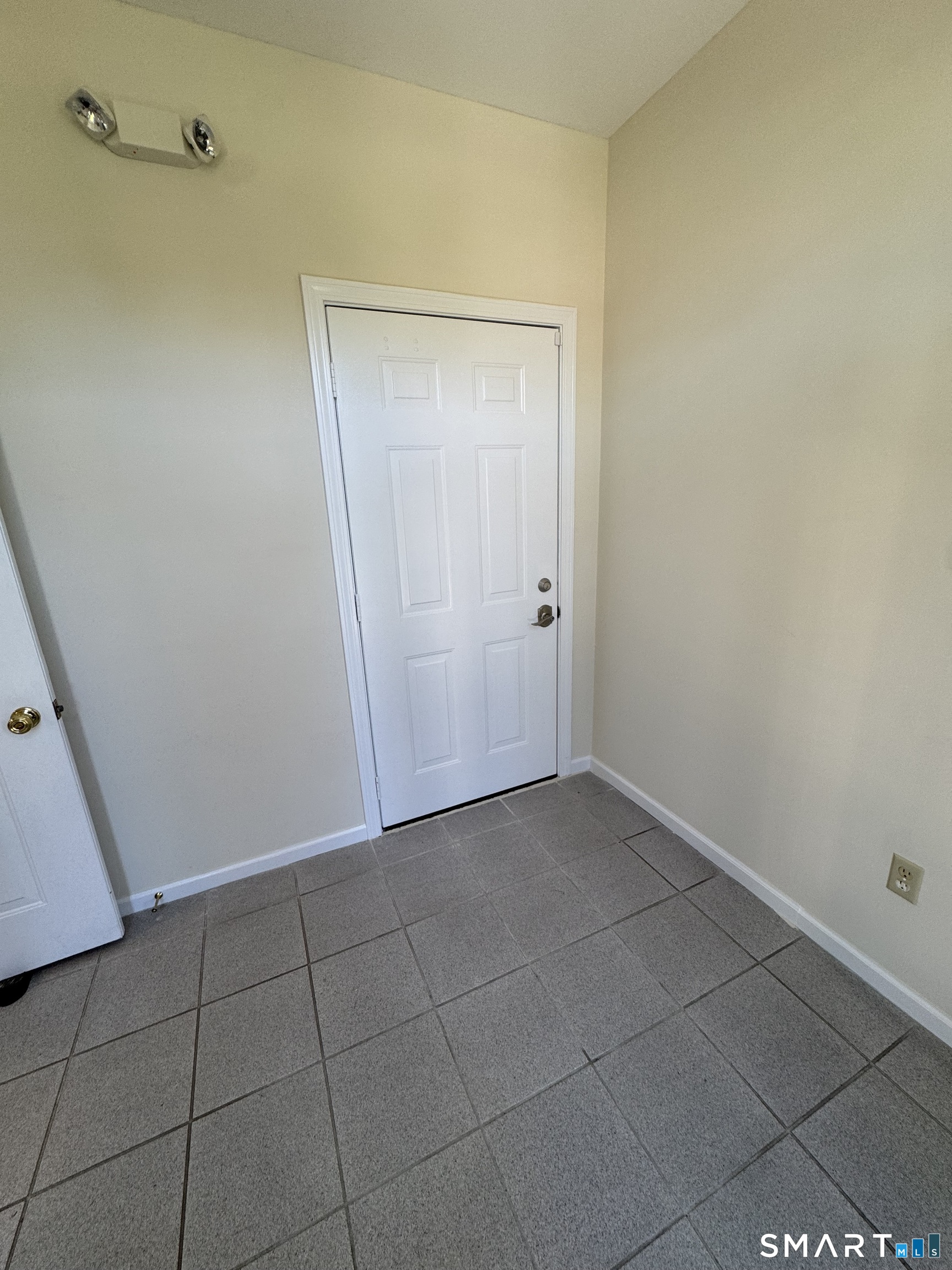 91 River Street Milford CT 06460