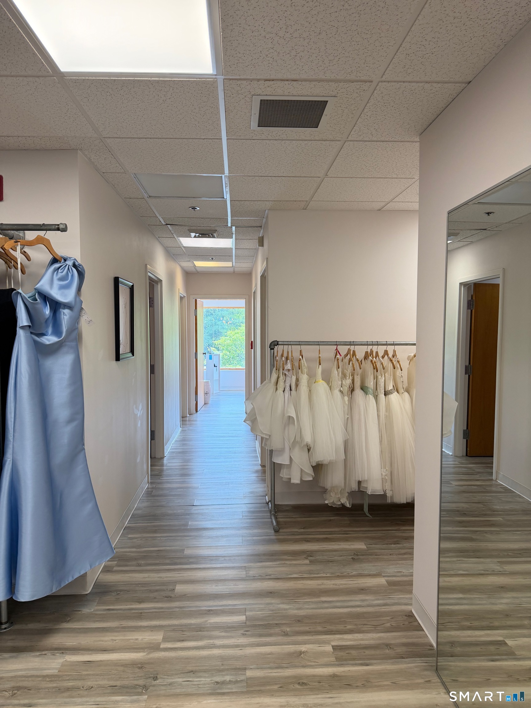 51 East Main Street Avon CT 06001