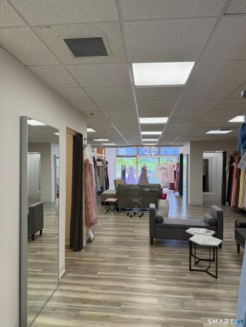 51 East Main Street Avon CT 06001
