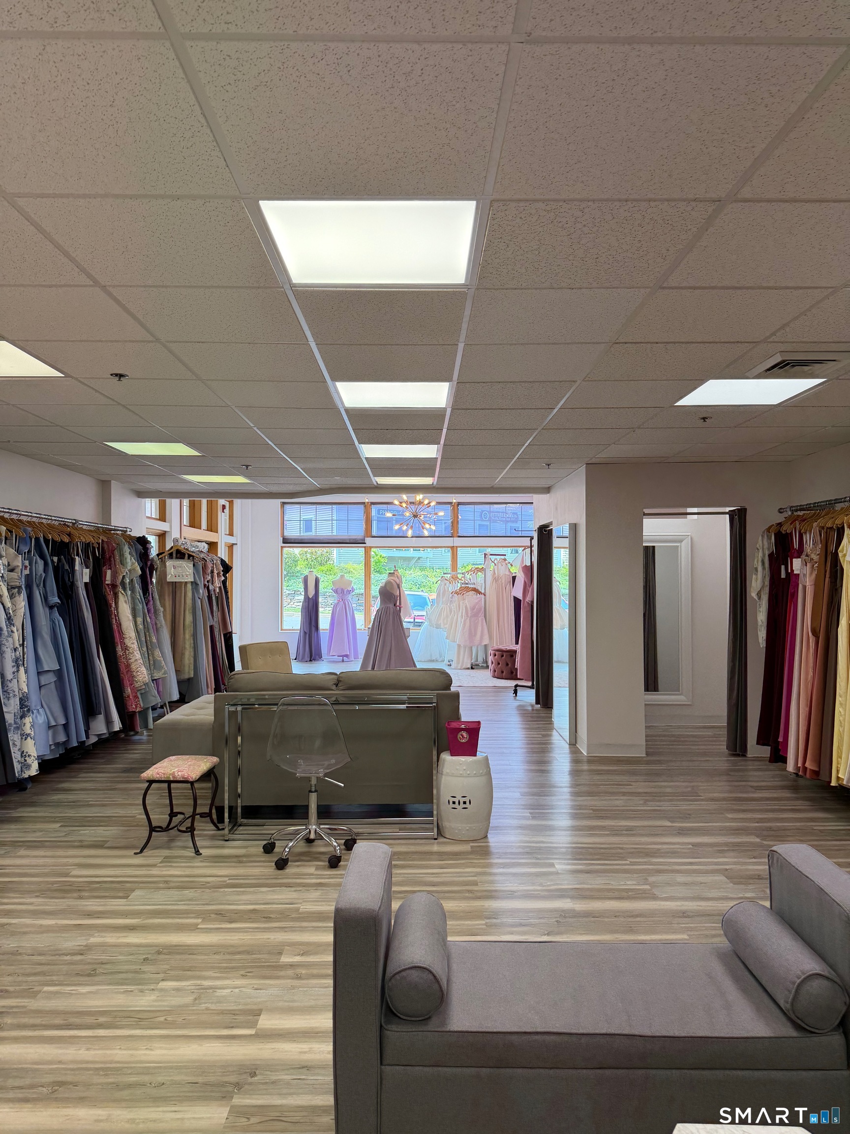51 East Main Street Avon CT 06001
