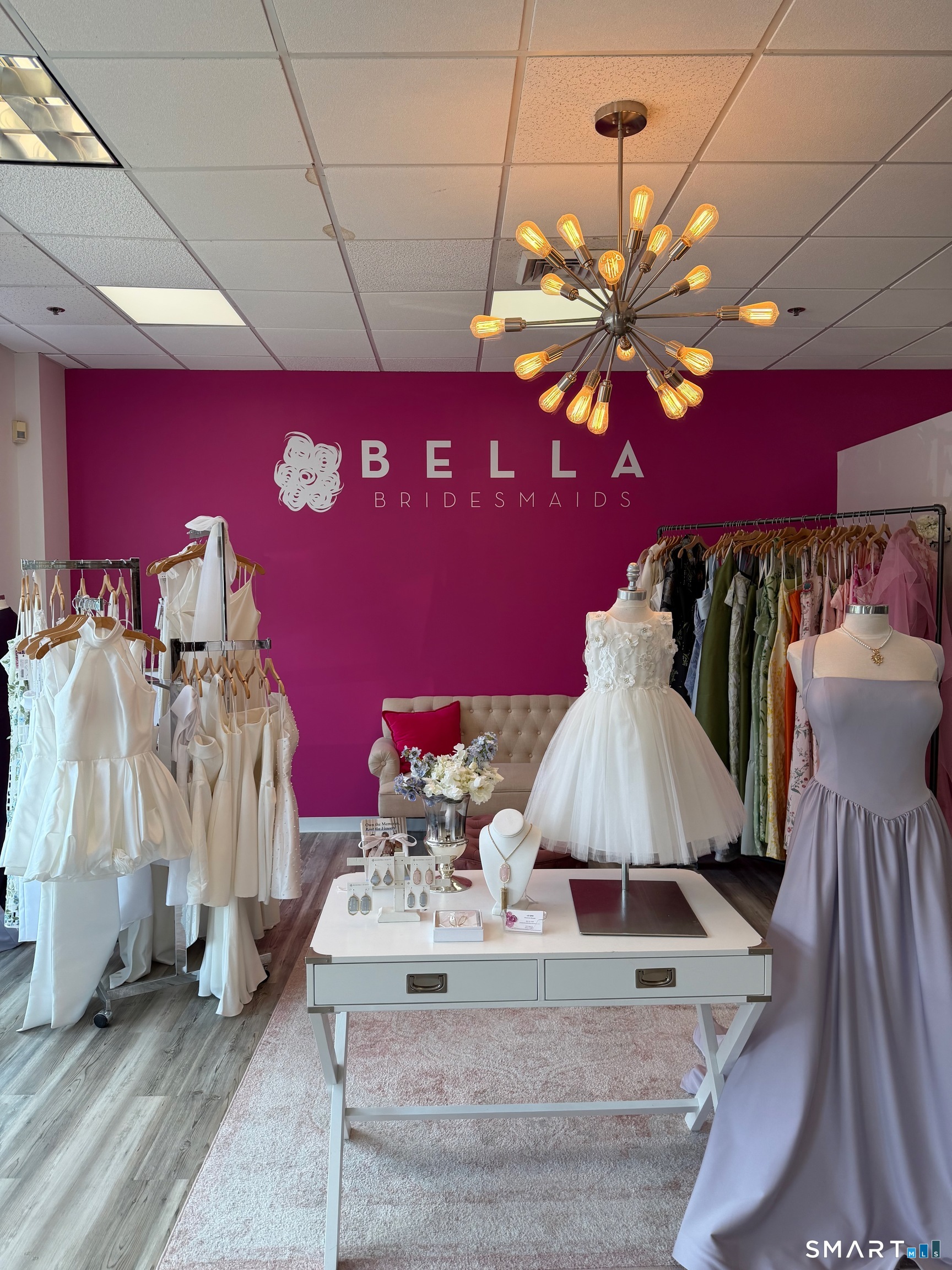 51 East Main Street Avon CT 06001
