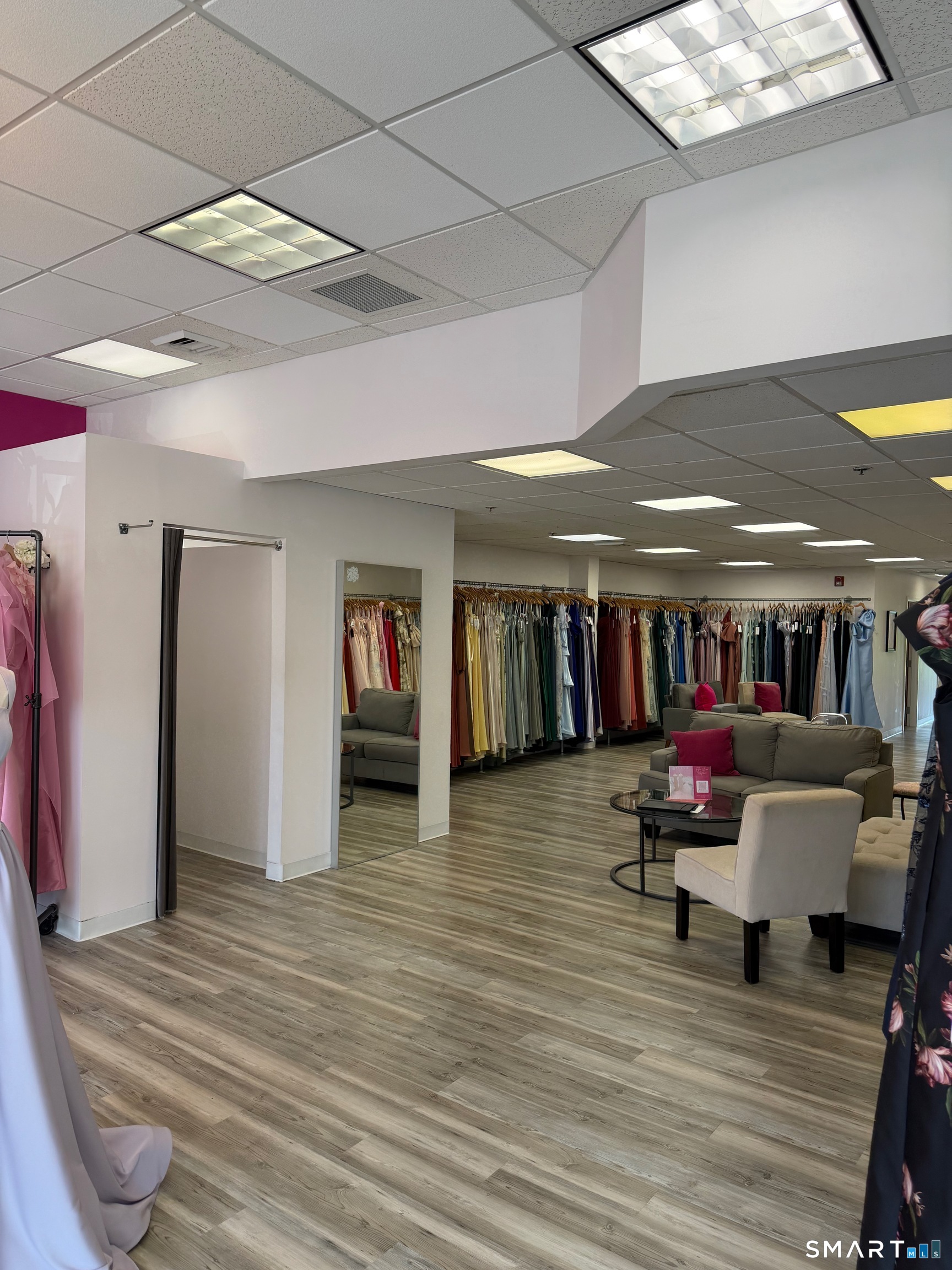 51 East Main Street Avon CT 06001