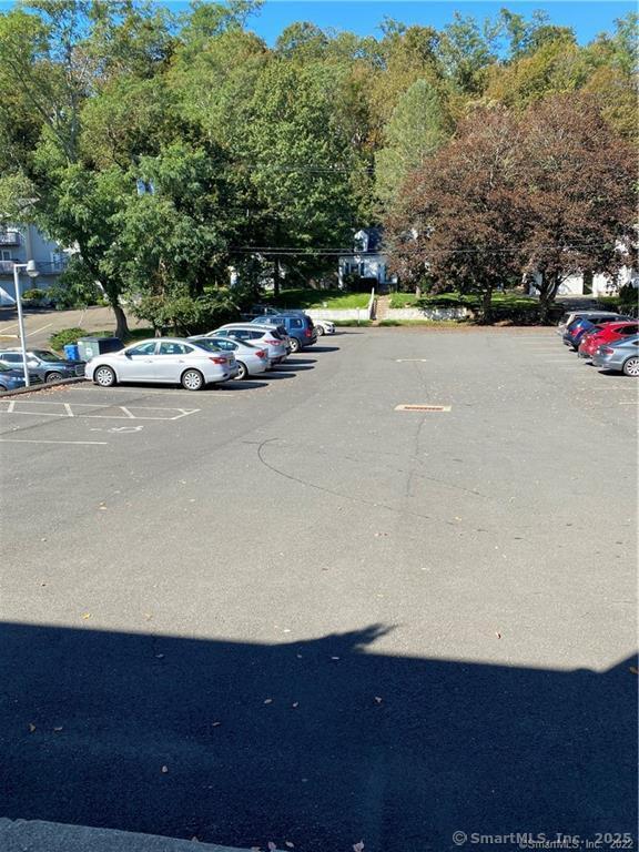 2572 Whitney Avenue Hamden CT 06518