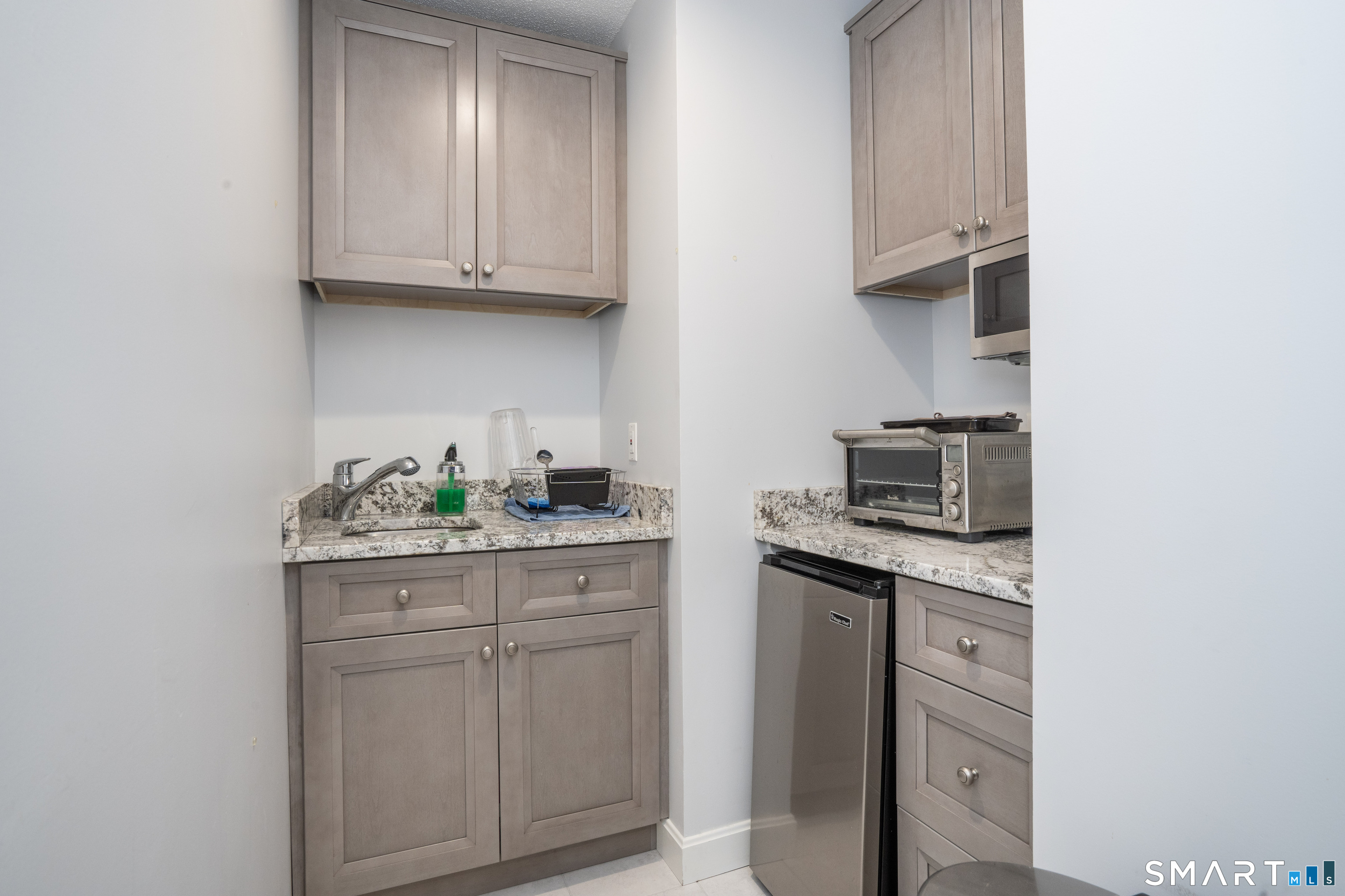 965 Hopmeadow Street Simsbury CT 06070