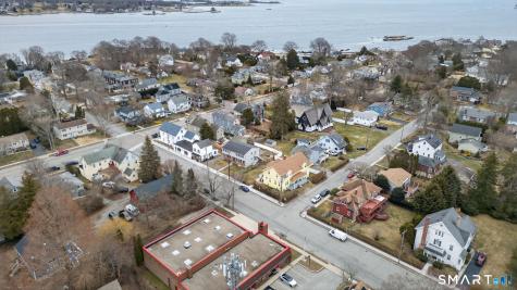 6 Lower Boulevard New London CT 06320