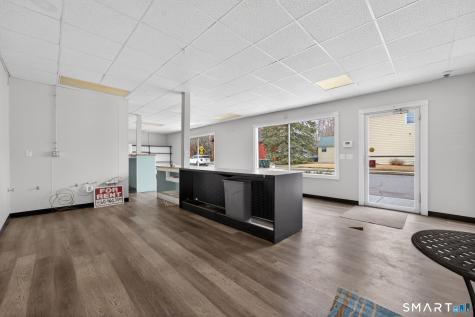 6 Lower Boulevard New London CT 06320