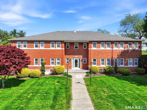 295 Washington Avenue Hamden CT 06518