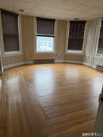 21 Holmes Avenue Waterbury CT 06710