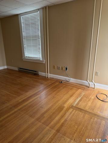 21 Holmes Avenue Waterbury CT 06710
