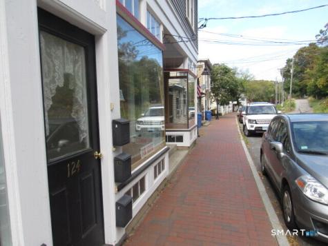 124 Main Street Deep River CT 06417