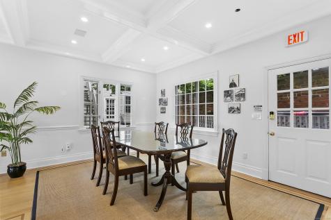 656 Harbor Road Fairfield CT 06890