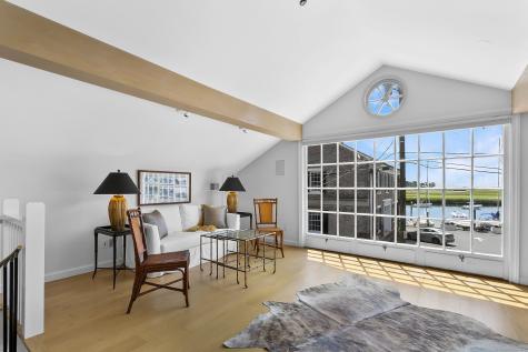 656 Harbor Road Fairfield CT 06890