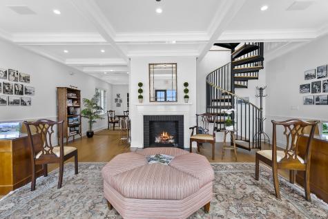 656 Harbor Road Fairfield CT 06890