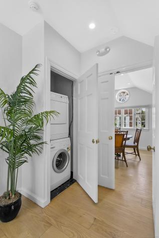 656 Harbor Road Fairfield CT 06890