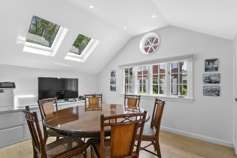 656 Harbor Road Fairfield CT 06890