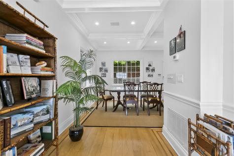 656 Harbor Road Fairfield CT 06890