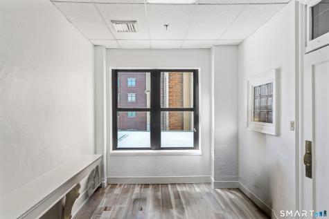 216 Crown Street New Haven CT 06510