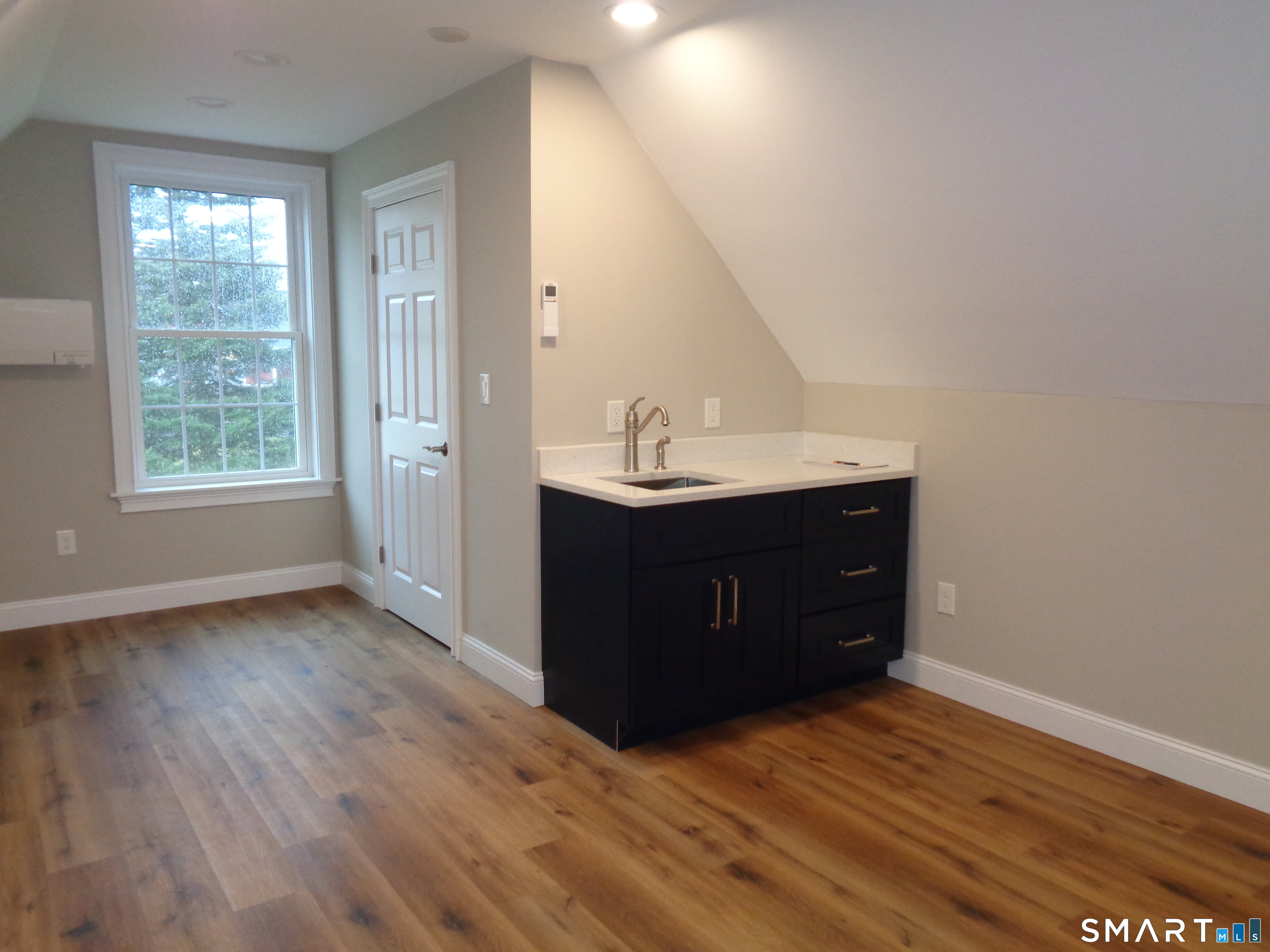 27 Wall Street Hebron CT 06248