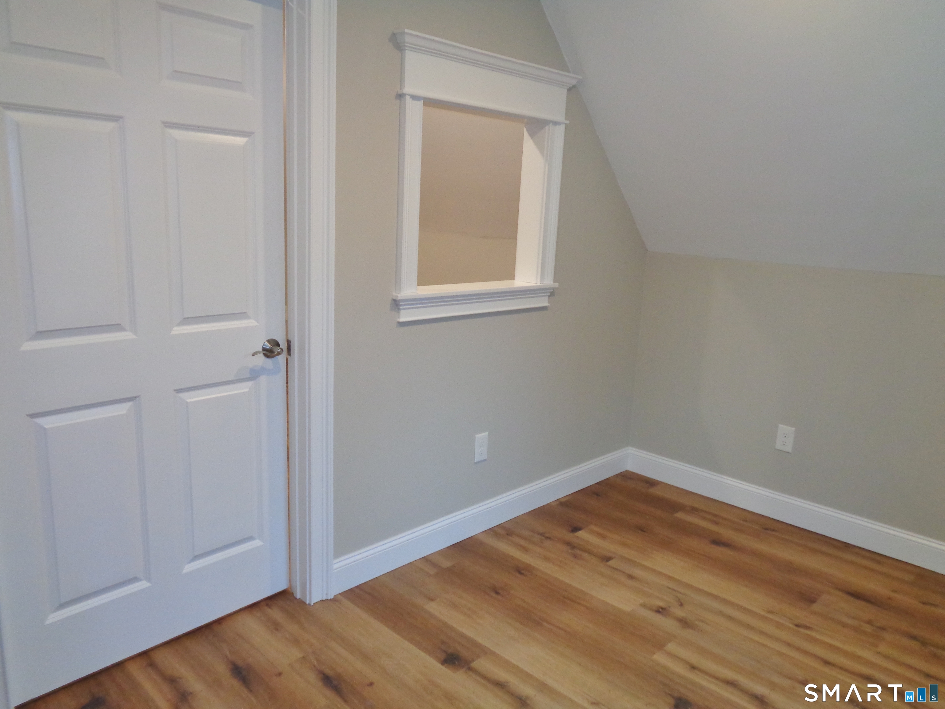 27 Wall Street Hebron CT 06248
