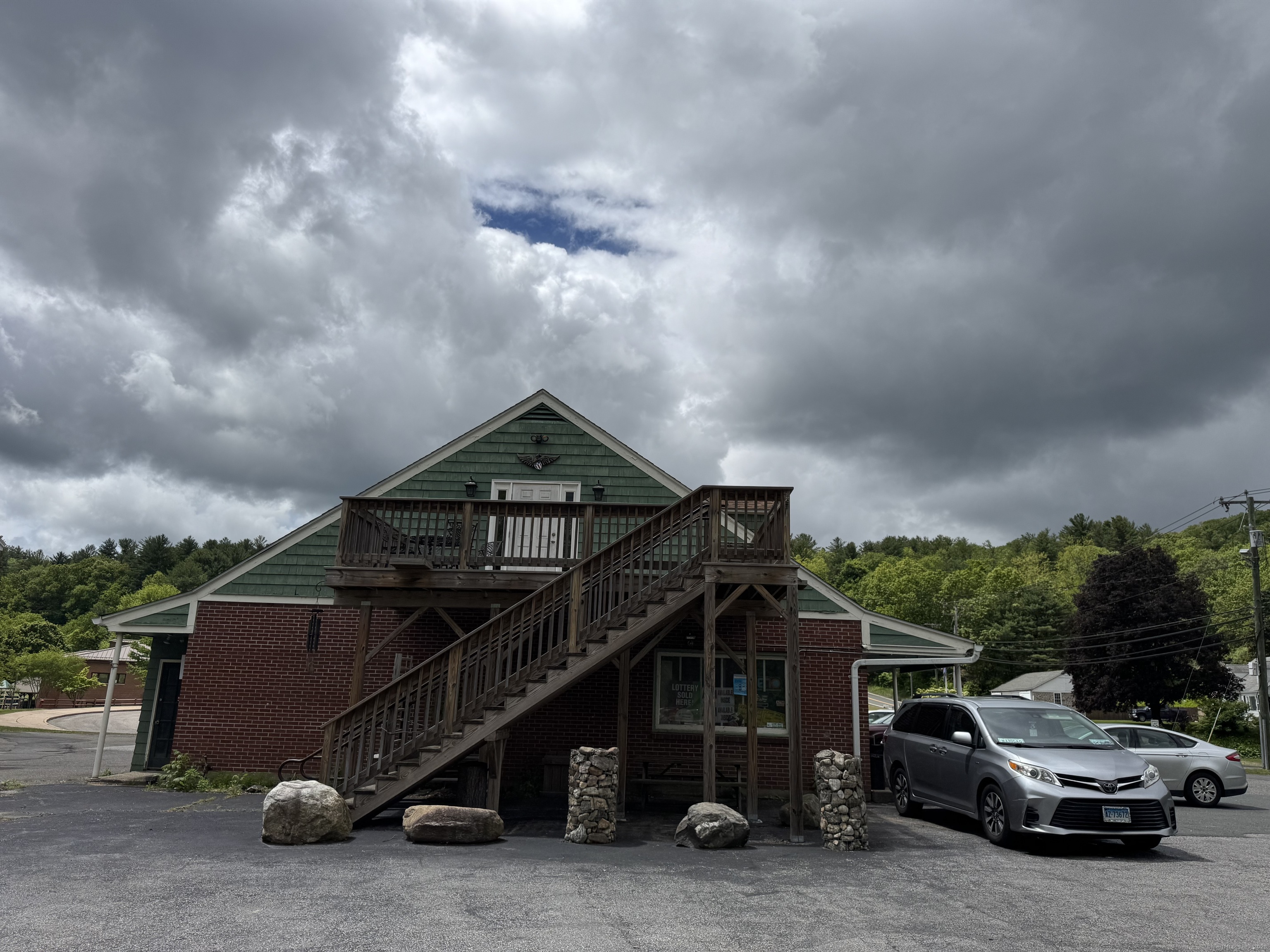 111 River Road Barkhamsted CT 06063