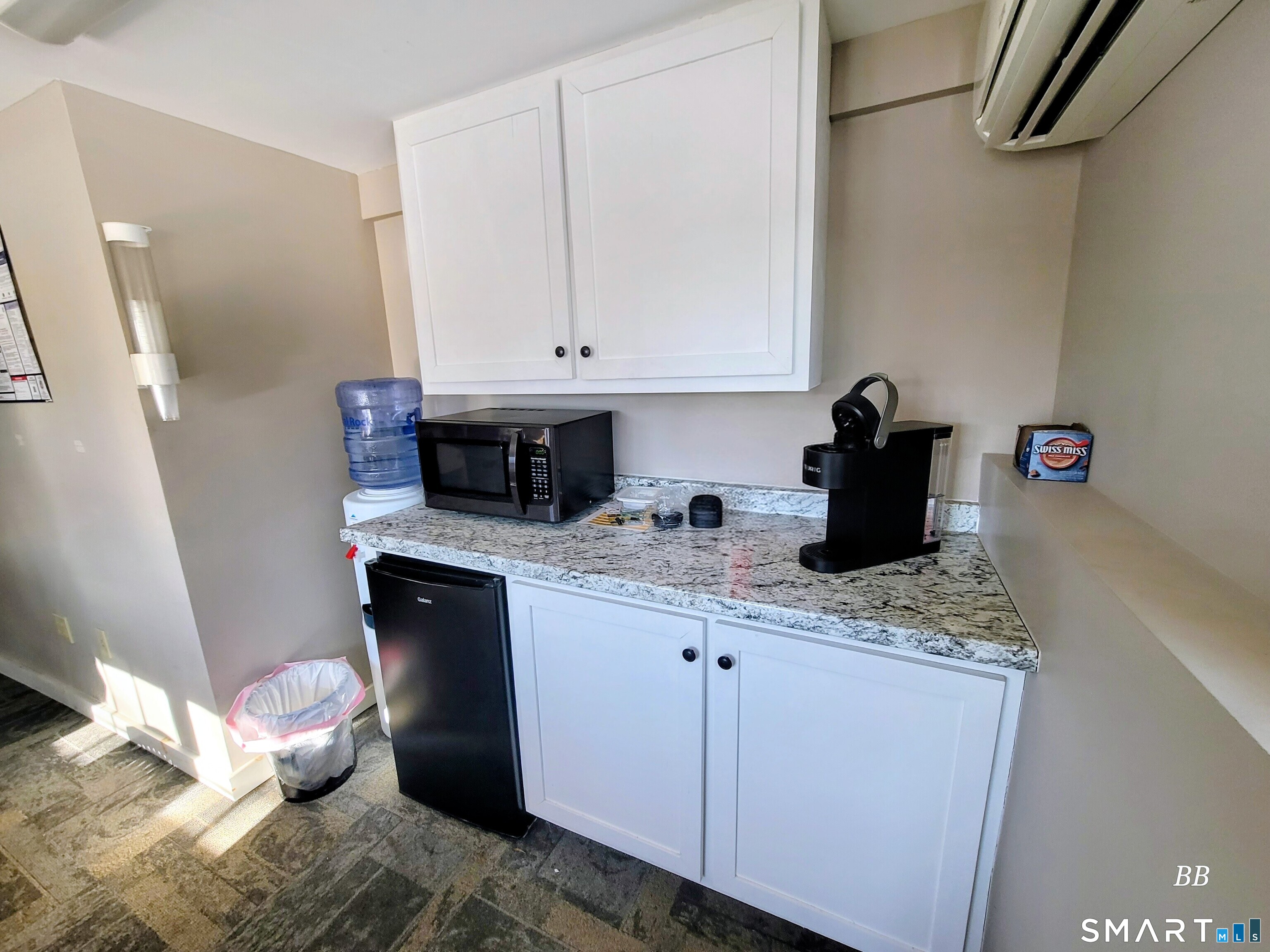 321 Albany Turnpike Canton CT 06019