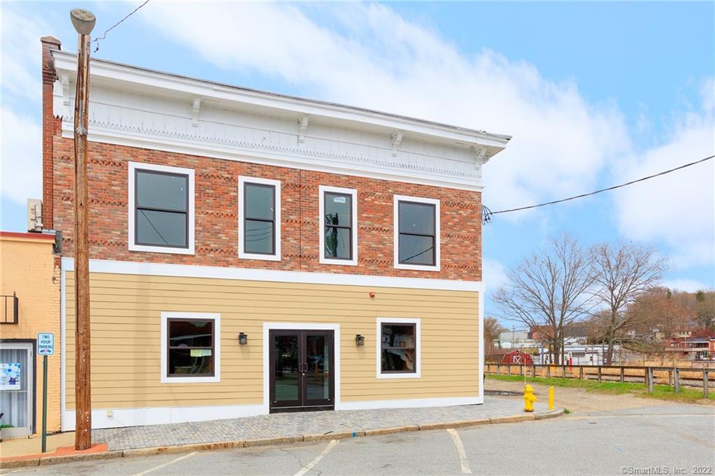 26 Union Street Putnam CT 06260