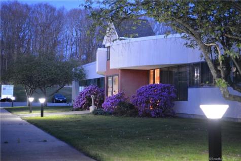 15 Wisconsin Avenue Norwich CT 06360