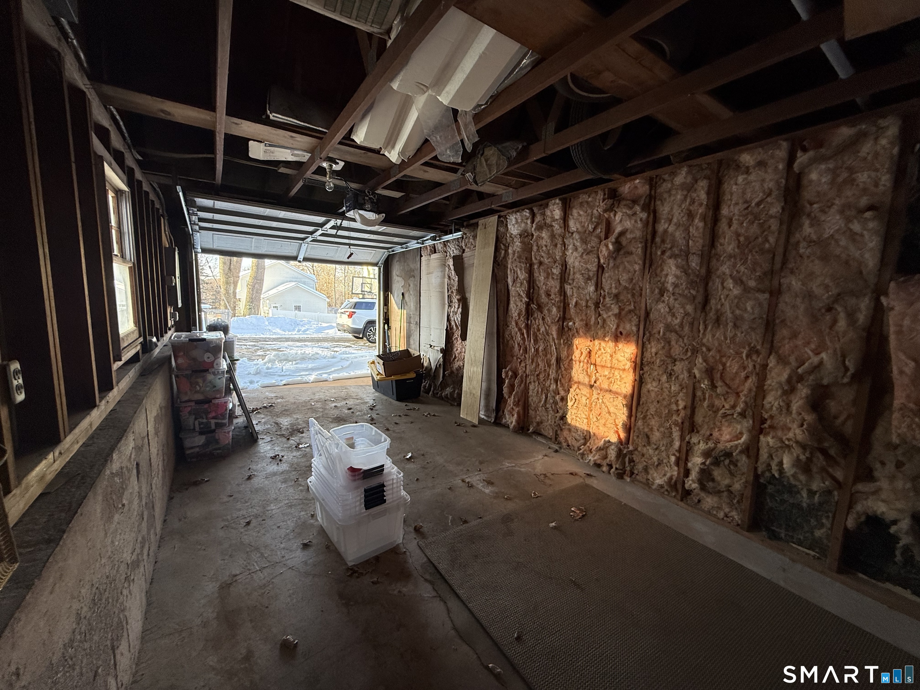249Garage - 1 bay rental Felt Road South Windsor CT 06074