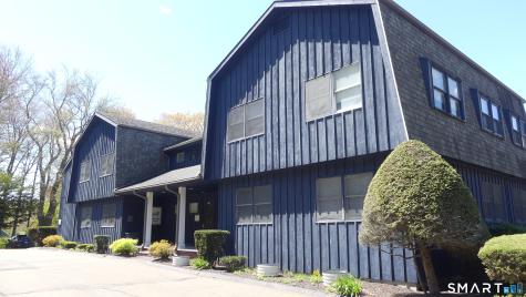 23 Amity Road Bethany CT 06524