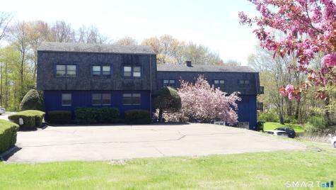 23 Amity Road Bethany CT 06524